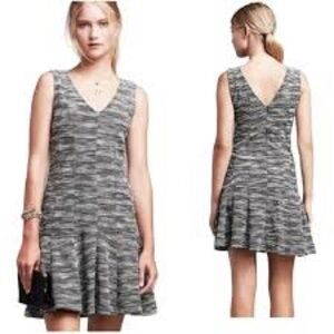 Banana Republic Gray Textured Fit & Flare Dress | Size 6 NWT